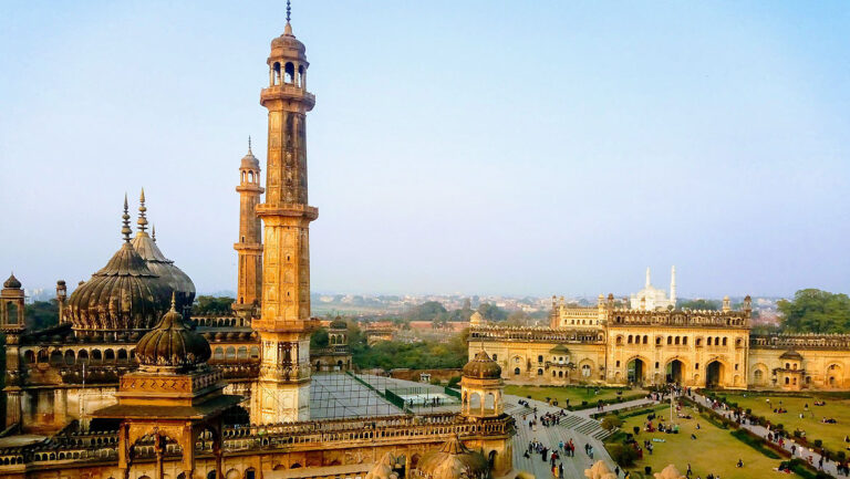 Best-Places-to-visit-in-Lucknow